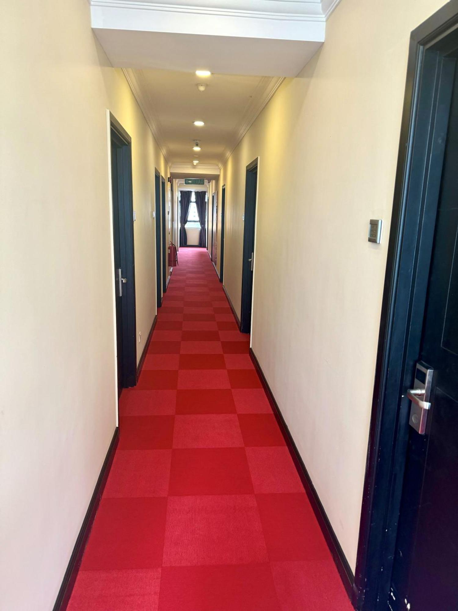 פטלין ג'איה Manhattan Business Hotel Damansara Perdana מראה חיצוני תמונה