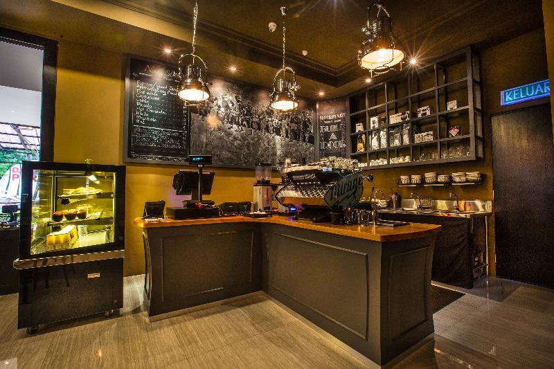פטלין ג'איה Manhattan Business Hotel Damansara Perdana מראה חיצוני תמונה